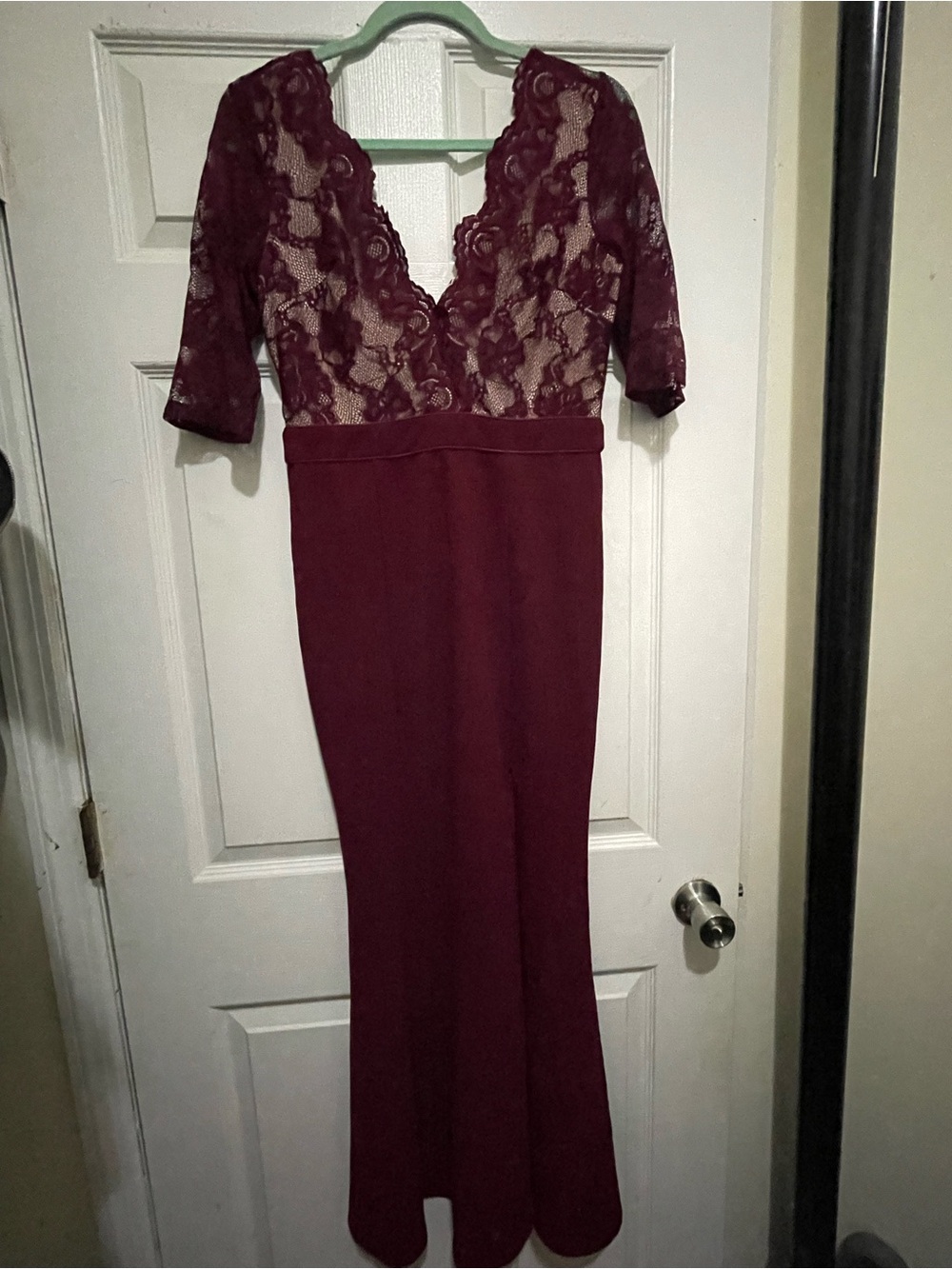Women's Burgundy Lace Bodice Long Sleeve Maxi Dress